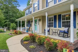 26845 Majestic Oak Ct, Mechanicsville, MD 20659 - Photo 2