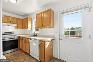 20803 Primrose Ct, Lexington Park, MD 20653 - Photo 16