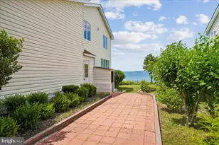 45842 Patuxent Ln, California, MD 20619 - Photo 18