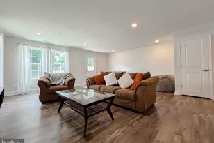 45397 Englewood Wy, California, MD 20619 - Photo 52