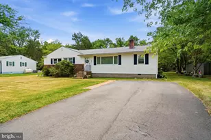 45729 Buck Hewitt Rd, Great Mills, MD 20634 - Photo 2