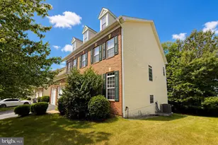 23423 Canna Ct, California, MD 20619 - Photo 2