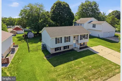 22060 Caravel Court, Great Mills, MD 20634 - Photo 2