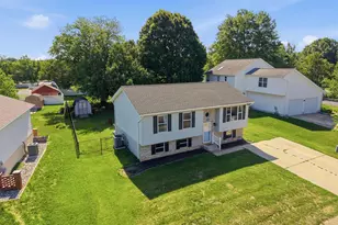 22060 Caravel Ct, Great Mills, MD 20634 - Photo 2