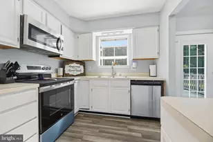 22060 Caravel Ct, Great Mills, MD 20634 - Photo 12