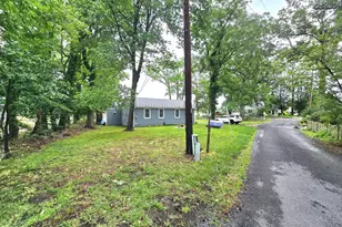 18800 McKays Beach Rd, Leonardtown, MD 20650 - Photo 2