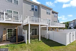 43767 Winterberry Wy, California, MD 20619 - Photo 16