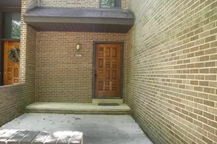 23306 Walnut Hollow Ct, California, MD 20619 - Photo 2