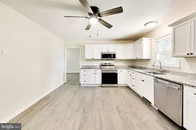 45328 Elmbrook Drive, California, MD 20619 - Photo 8
