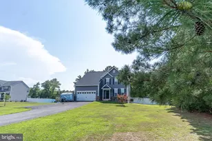 19335 Greens Crossing Ct, Great Mills, MD 20634 - Photo 2