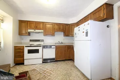 22429 Greenview Court, Great Mills, MD 20634 - Photo 4