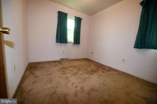 22429 Greenview Ct, Great Mills, MD 20634 - Photo 12