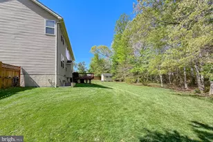 23017 Holloway Ct, Hollywood, MD 20636 - Photo 10