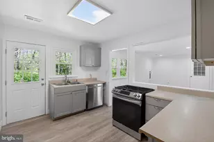 45278 Cove Manor Rd, California, MD 20619 - Photo 12