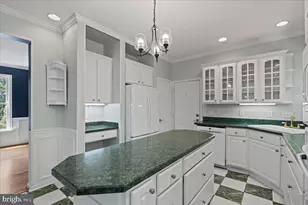 28920 Livingston Dr, Mechanicsville, MD 20659 - Photo 18