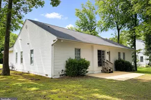 23177 Heatherwood Ln, California, MD 20619 - Photo 8