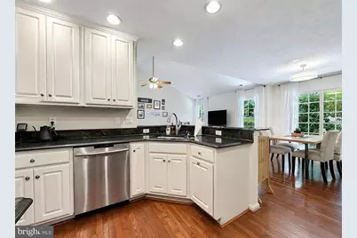 23177 Heatherwood Lane, California, MD 20619 - Photo 30