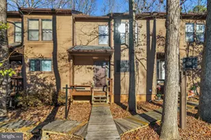 23348 Red Oak Ct, California, MD 20619 - Photo 2