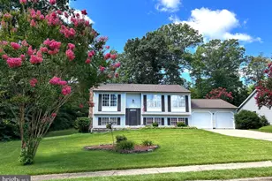 21255 Scarborough Dr, Lexington Park, MD 20653 - Photo 2