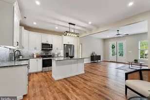 23195 Esperanza Dr, Lexington Park, MD 20653 - Photo 2