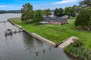 38884 Collinwood Dr, Abell, MD 20606 - Photo 2