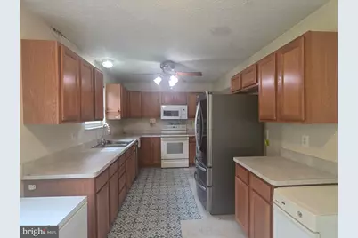 46717 Robert Leon Drive, Lexington Park, MD 20653 - Photo 10
