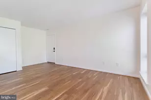 23240 Rosewood Ct, California, MD 20619 - Photo 6
