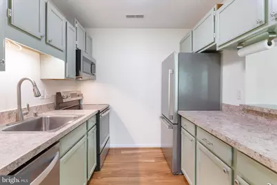 23240 Rosewood Court #9, California, MD 20619 - Photo 8
