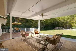 22712 Parkview Dr, California, MD 20619 - Photo 6