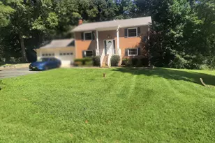 42544 Anne Ct, Hollywood, MD 20636 - Photo 2