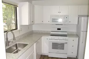 23337 Red Oak Ct, California, MD 20619 - Photo 2