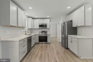 47109 Sorrel Dr, Lexington Park, MD 20653 - Photo 2