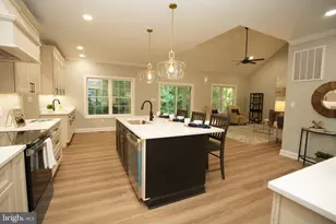 17480 Lighthouse Commons Dr, Piney Point, MD 20674 - Photo 14