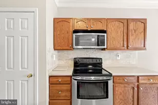 40171 Waterview Dr, Mechanicsville, MD 20659 - Photo 10