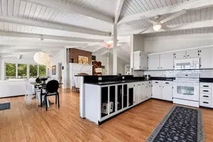 15230 Lake Dr, Scotland, MD 20687 - Photo 12