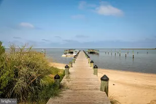 111 Sunset Cir, Crisfield, MD 21817 - Photo 10