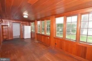 30472 Broad St, Princess Anne, MD 21853 - Photo 32