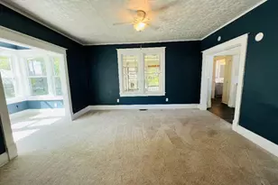 225 N N Somerset Ave, Crisfield, MD 21817 - Photo 8