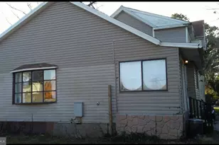 326 Pine St, Crisfield, MD 21817 - Photo 2