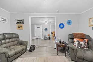 328 Pine St, Crisfield, MD 21817 - Photo 6