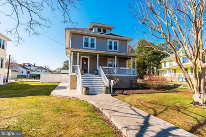 205 N Somerset Avenue, Crisfield, MD 21817 - Photo 1