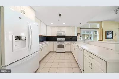101 Williams Street #405, Crisfield, MD 21817 - Photo 10