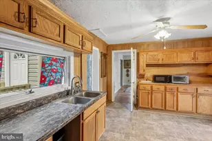 262 N Somerset Ave, Crisfield, MD 21817 - Photo 20