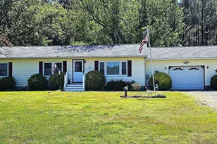 27195 Hearts Ease Rd, Crisfield, MD 21817 - Photo 2