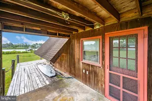 27093 Point Rd, Princess Anne, MD 21853 - Photo 48