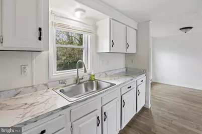319 W Chesapeake Avenue, Crisfield, MD 21817 - Photo 14