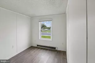 319 W Chesapeake Ave, Crisfield, MD 21817 - Photo 26