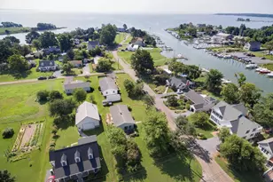 21749 Camper Cir, Tilghman, MD 21671 - Photo 4