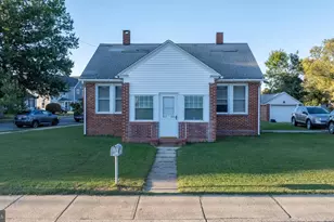 305 Port St, Easton, MD 21601 - Photo 2