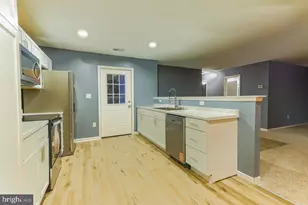 29595 Dutchmans Ln, Easton, MD 21601 - Photo 4